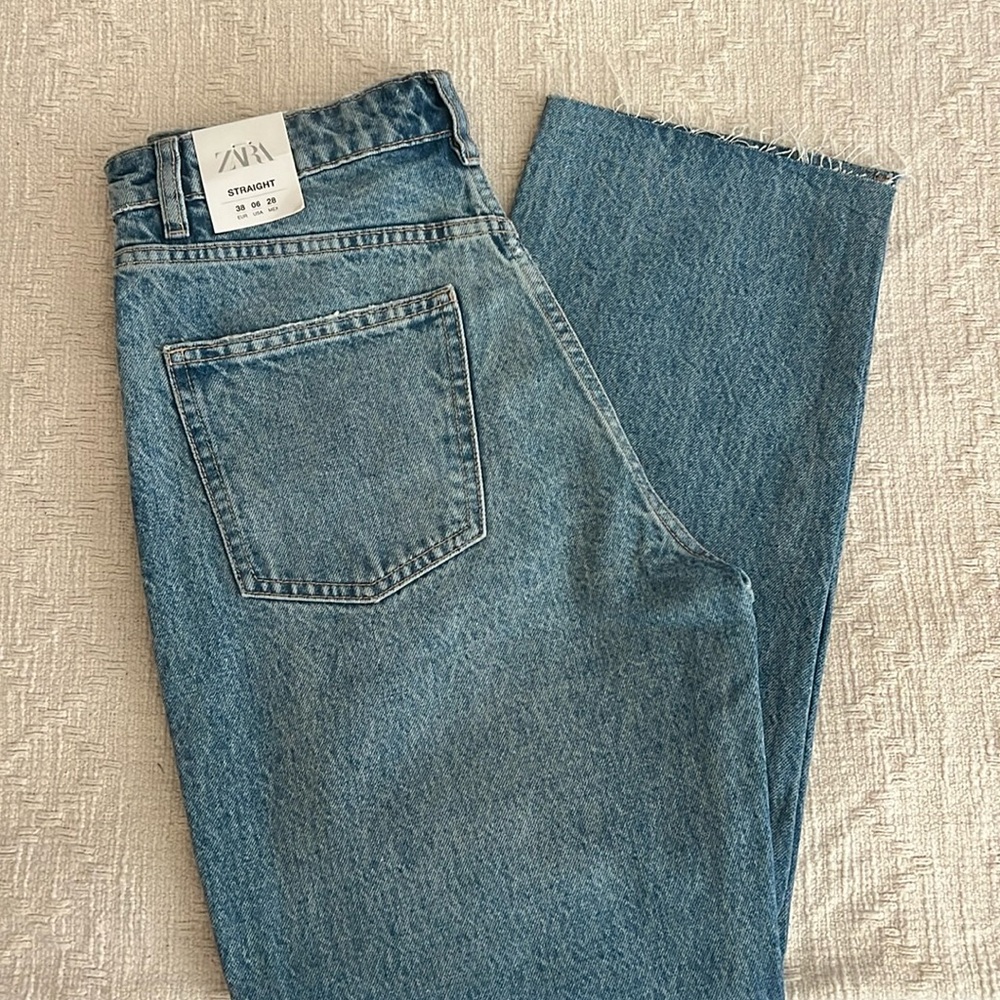 Size 6 // NWT Zara Jeans